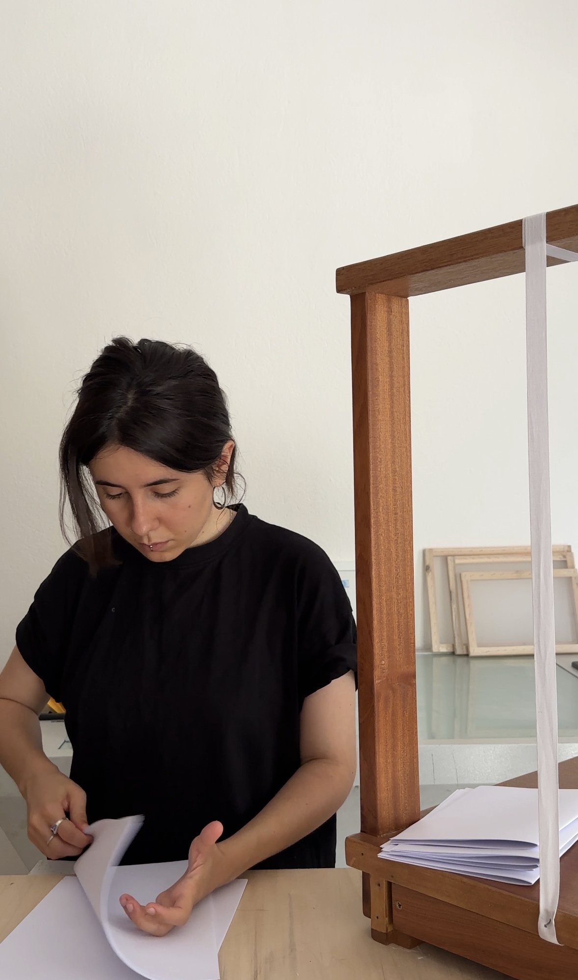 Craft your own travel notebook in a historic bookbinding workshop | Private tour in Sardinia