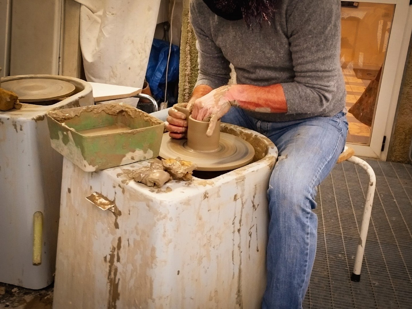 Private pottery tour in Vietri sul Mare, 1-hour from Naples, near Amalfi. Hands-on date for couples.