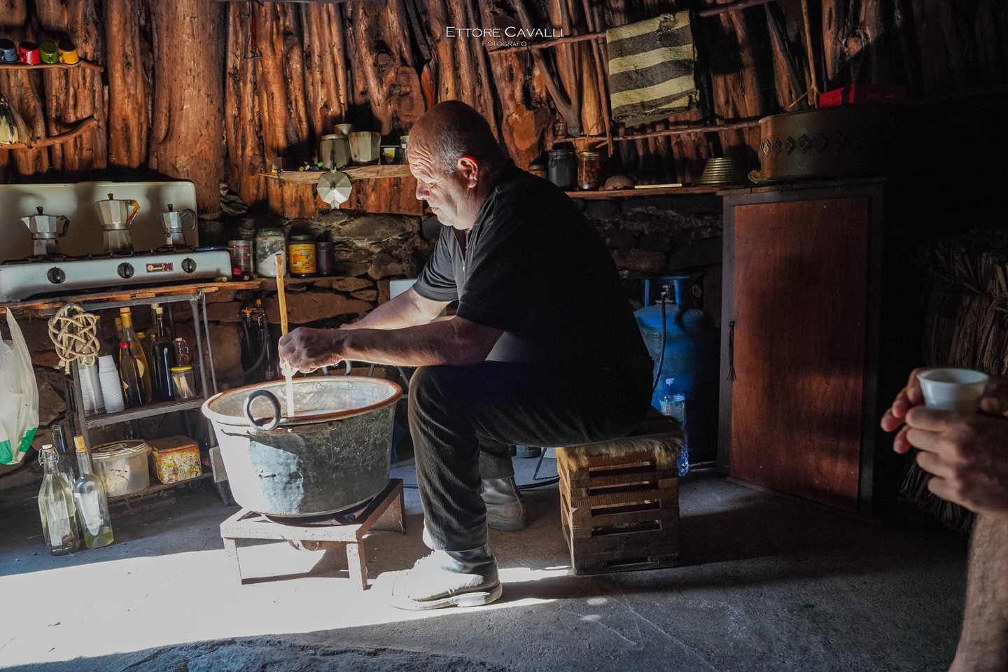 A Sardinia private tour through the nature of Dorgali, discovering cheese-making and artisan culture