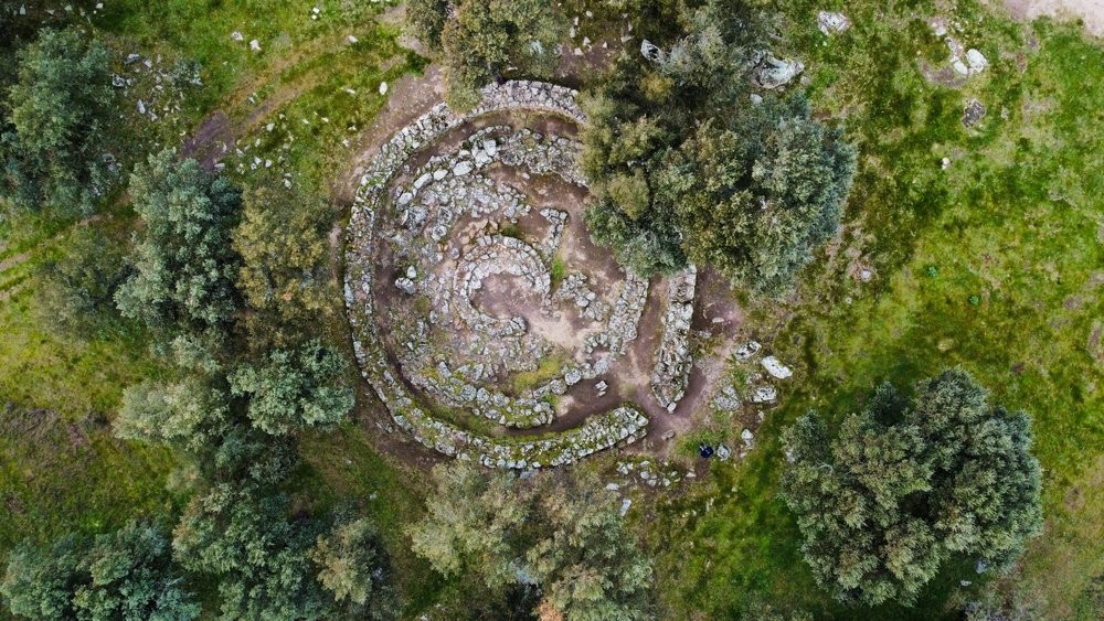 A private tour in Sardinia featuring Nuragic sites and UNESCO-listed tenor singing in Bitti