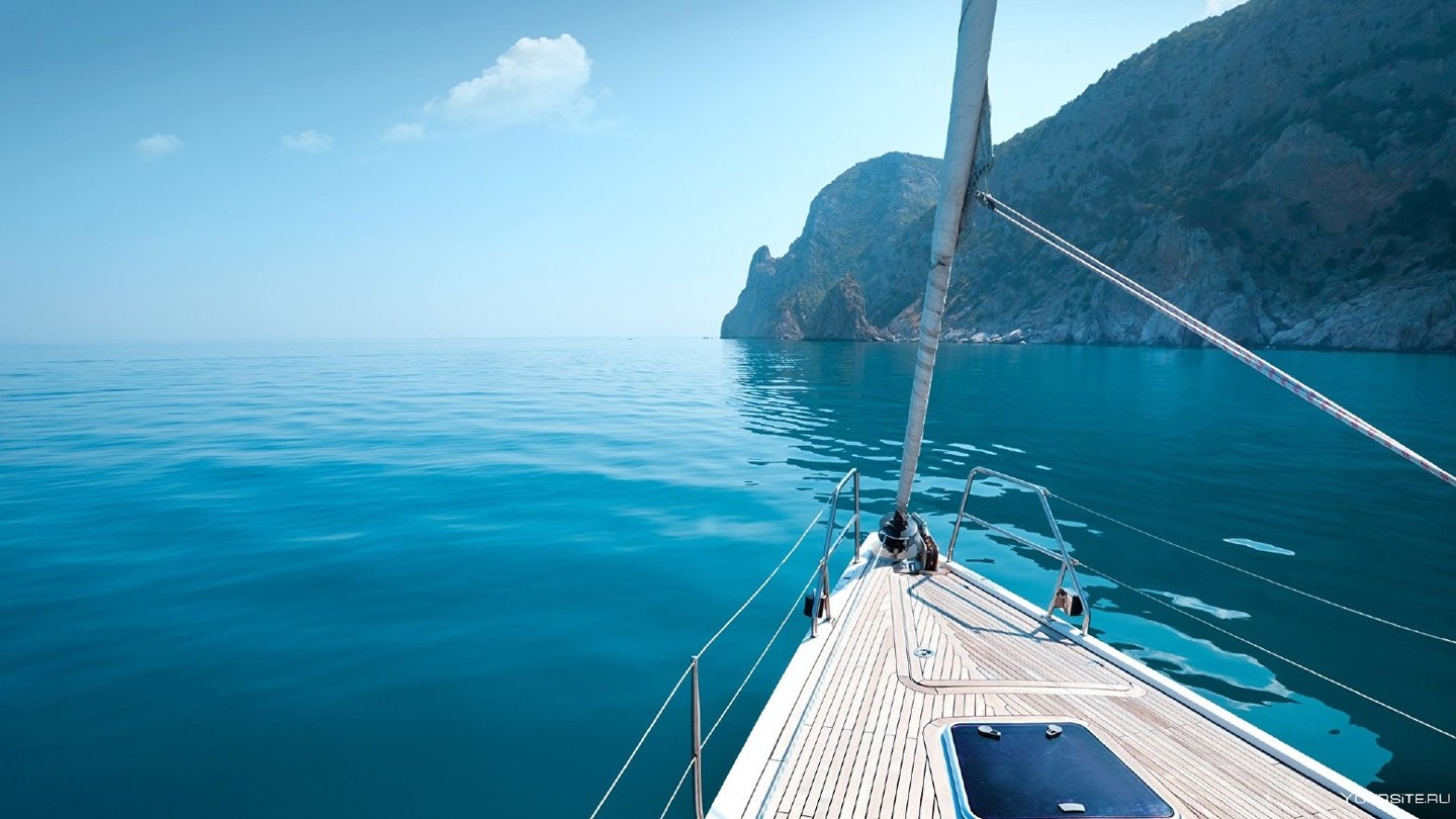 Splendid beaches, delicious cuisine, vibrant nightlife and lively fiestas all make Spain one of Euro